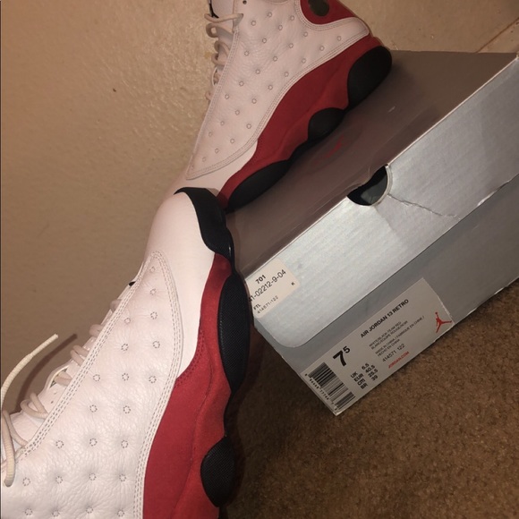 AIR JORDAN RETRO XIII “ CHICAGO “ (2016 release) - Picture 2 of 5